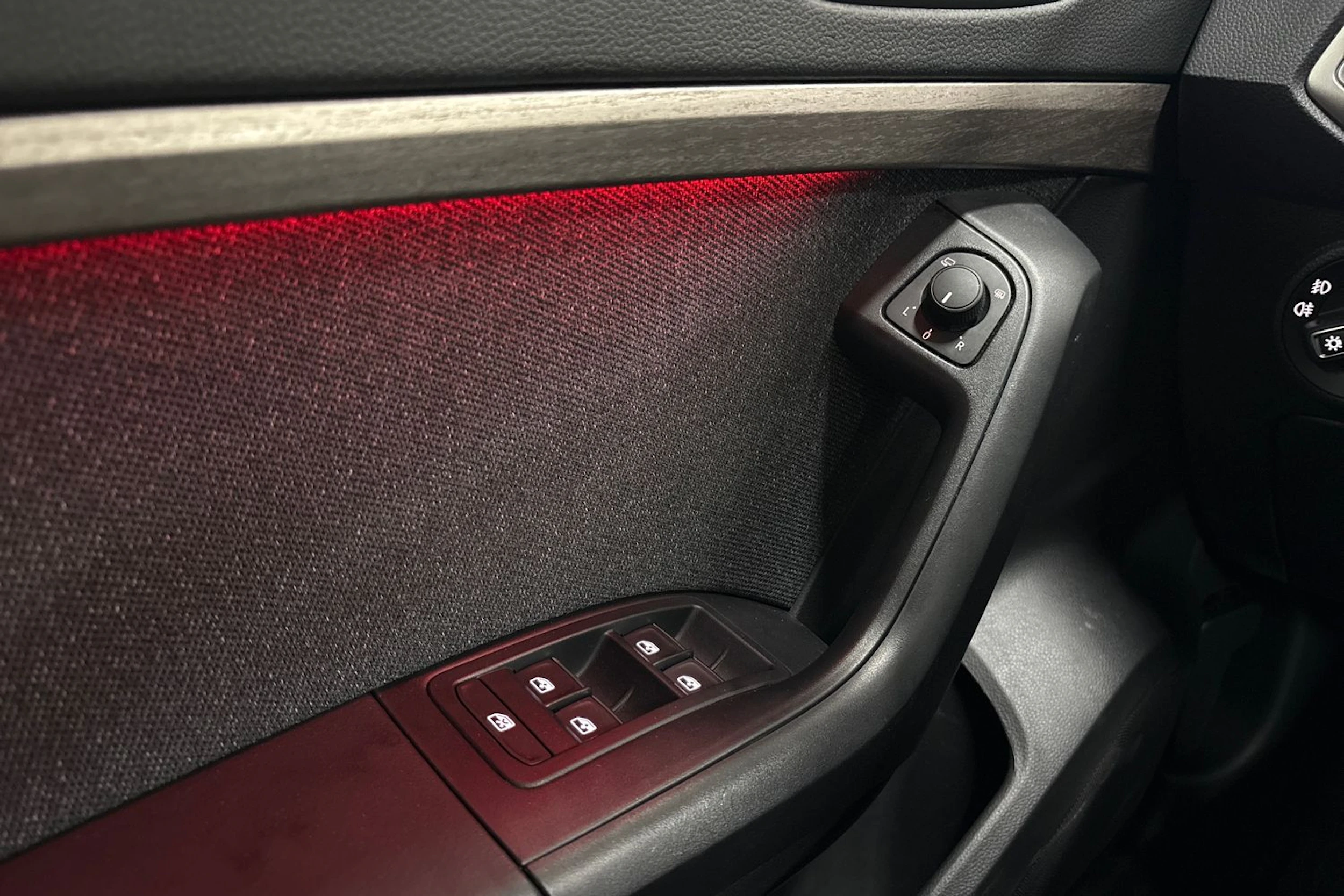 harmaa SEAT Ateca 2021 kuva 28.