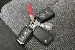 harmaa SEAT Ateca 2021 kuva 31.