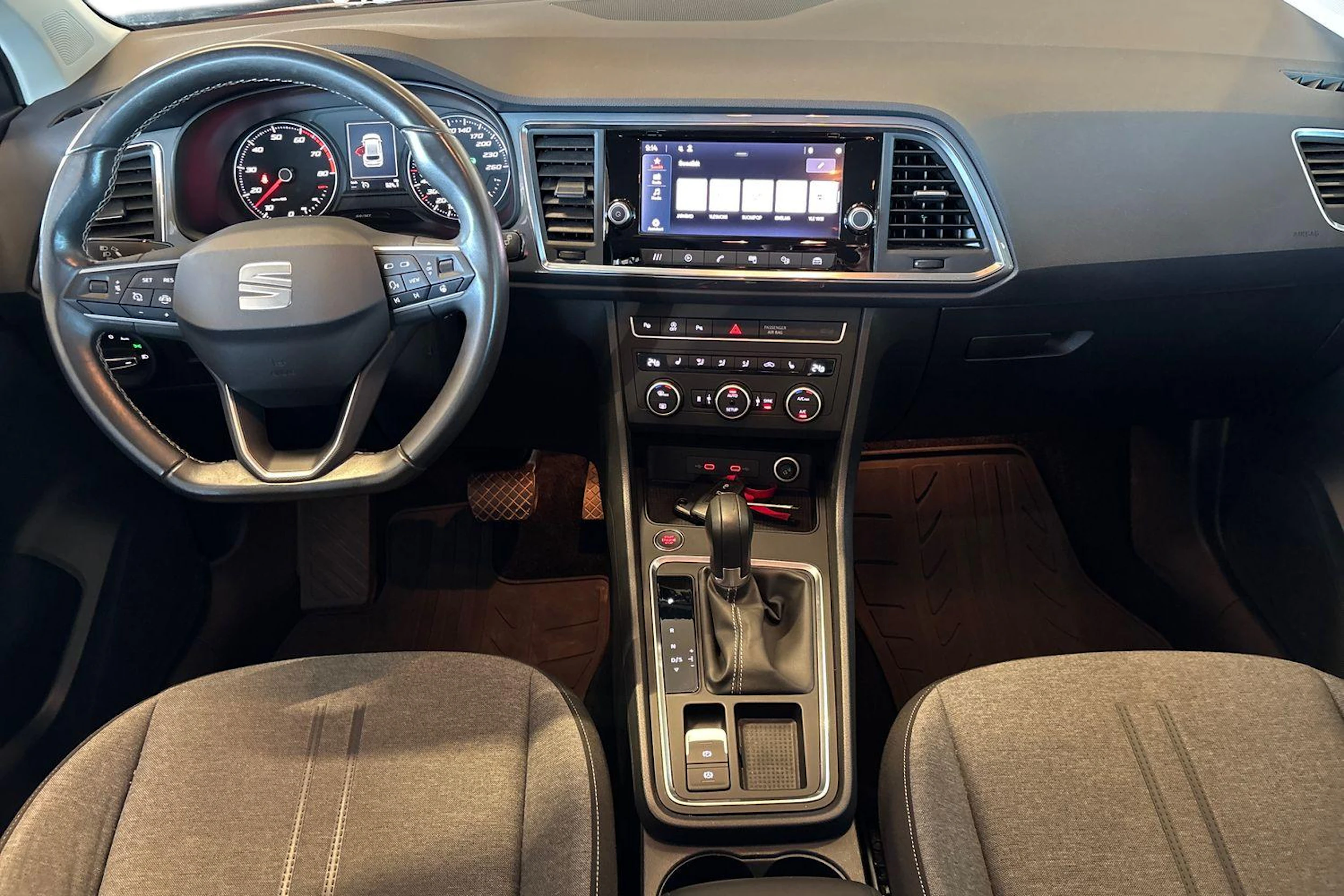 Valkoinen SEAT Ateca 2021 kuva 7.