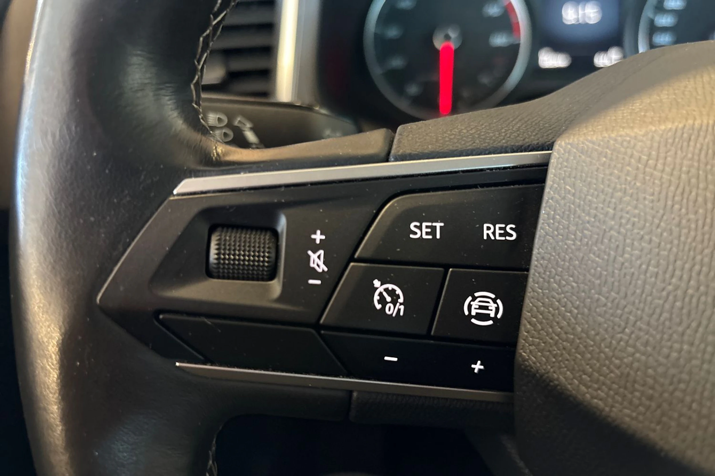 Valkoinen SEAT Ateca 2021 kuva 13.