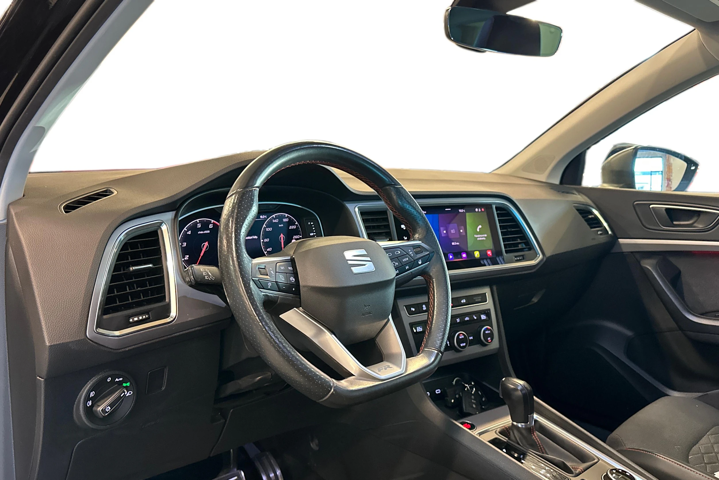 musta SEAT Ateca 2021 kuva 3.