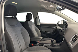 harmaa SEAT Ateca 2021 kuva 7.