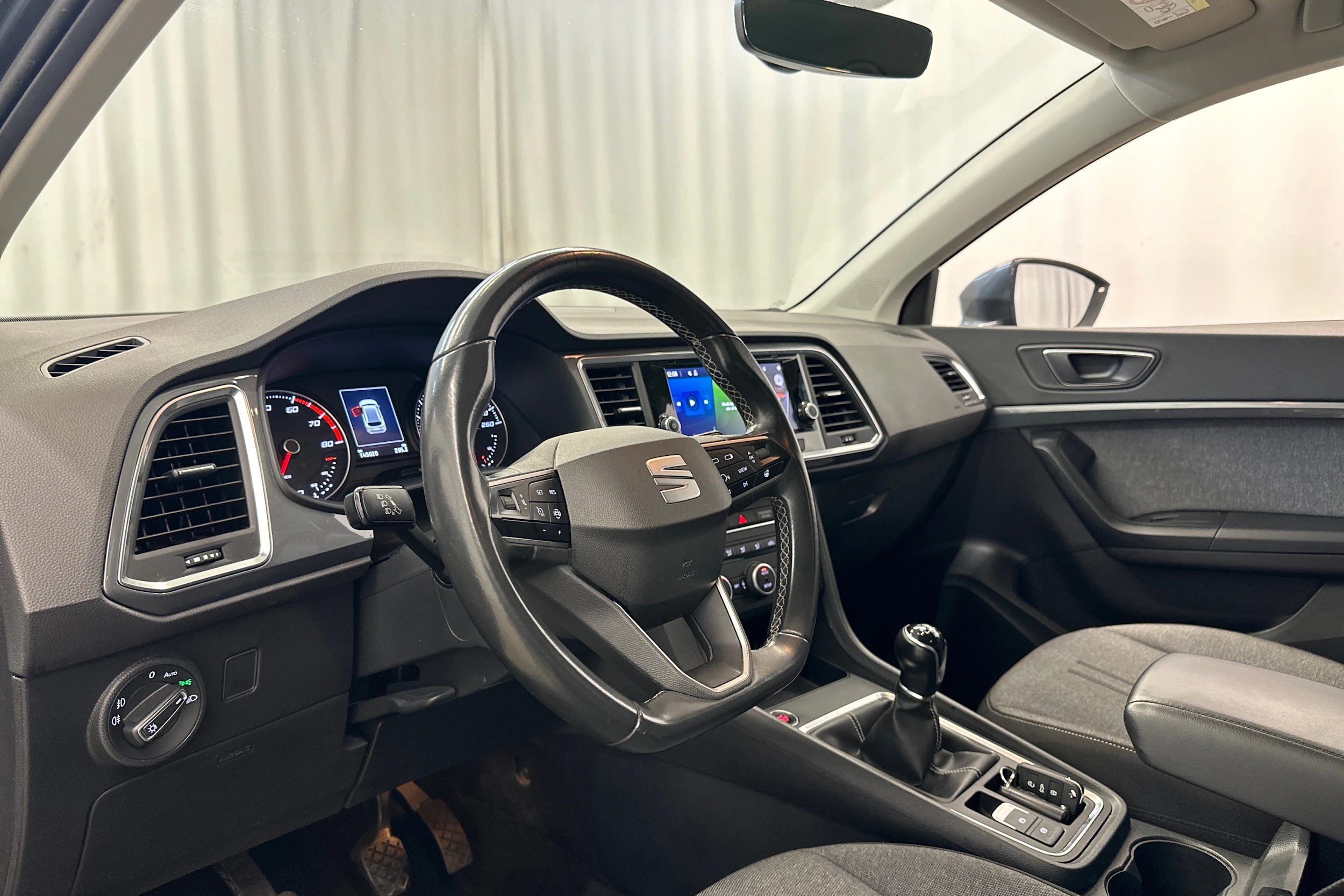 harmaa SEAT Ateca 2021 kuva 10.