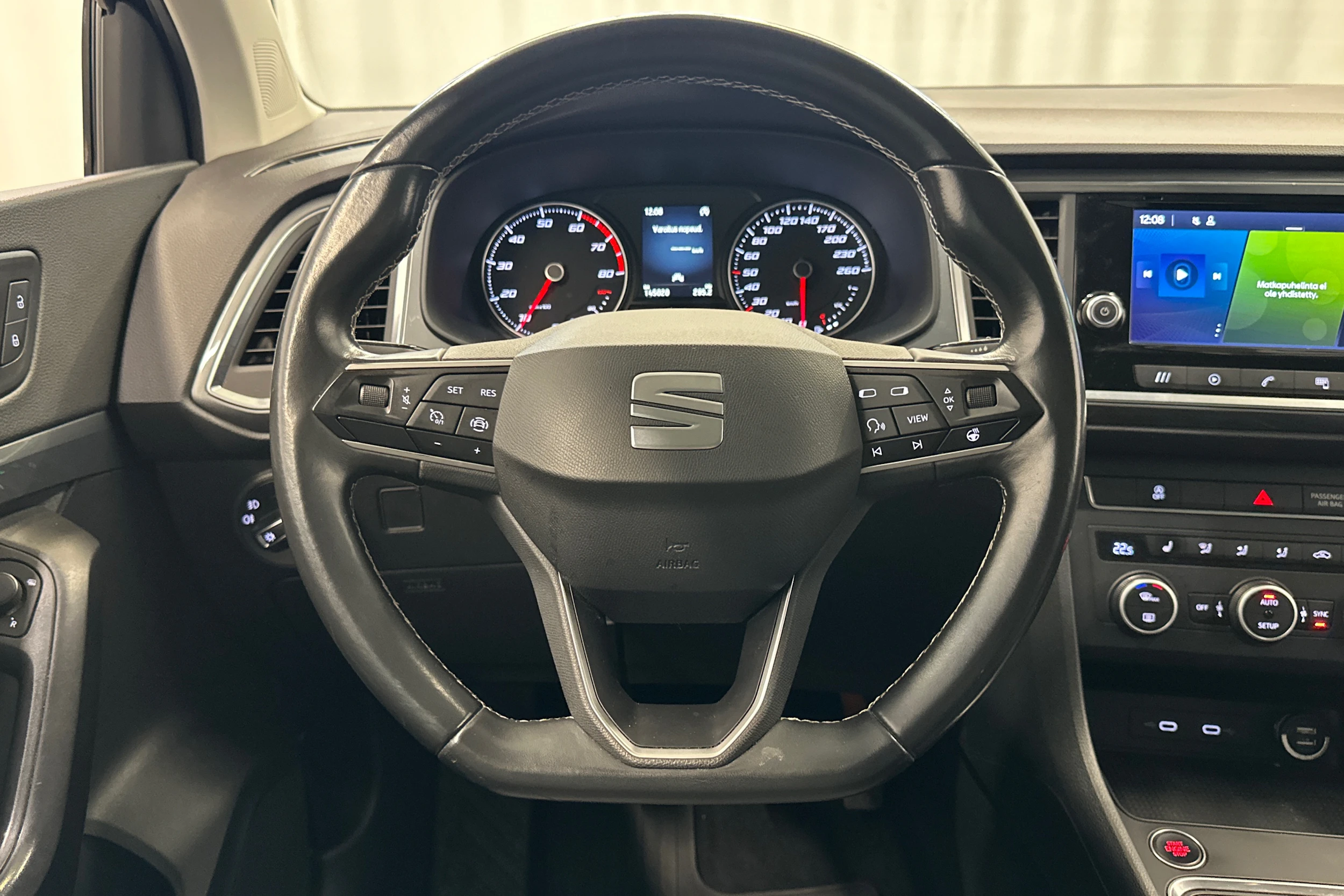 harmaa SEAT Ateca 2021 kuva 12.