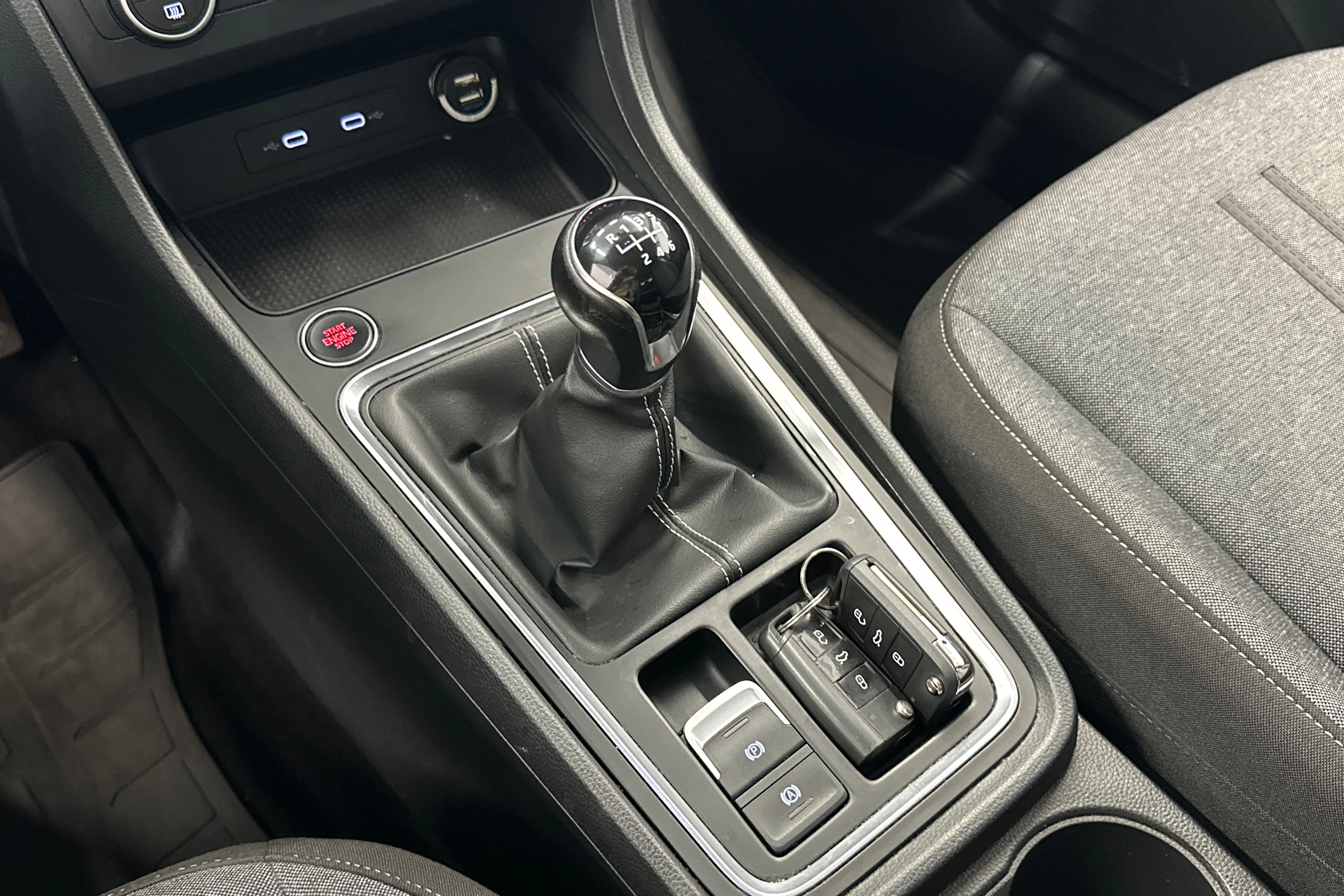 harmaa SEAT Ateca 2021 kuva 16.