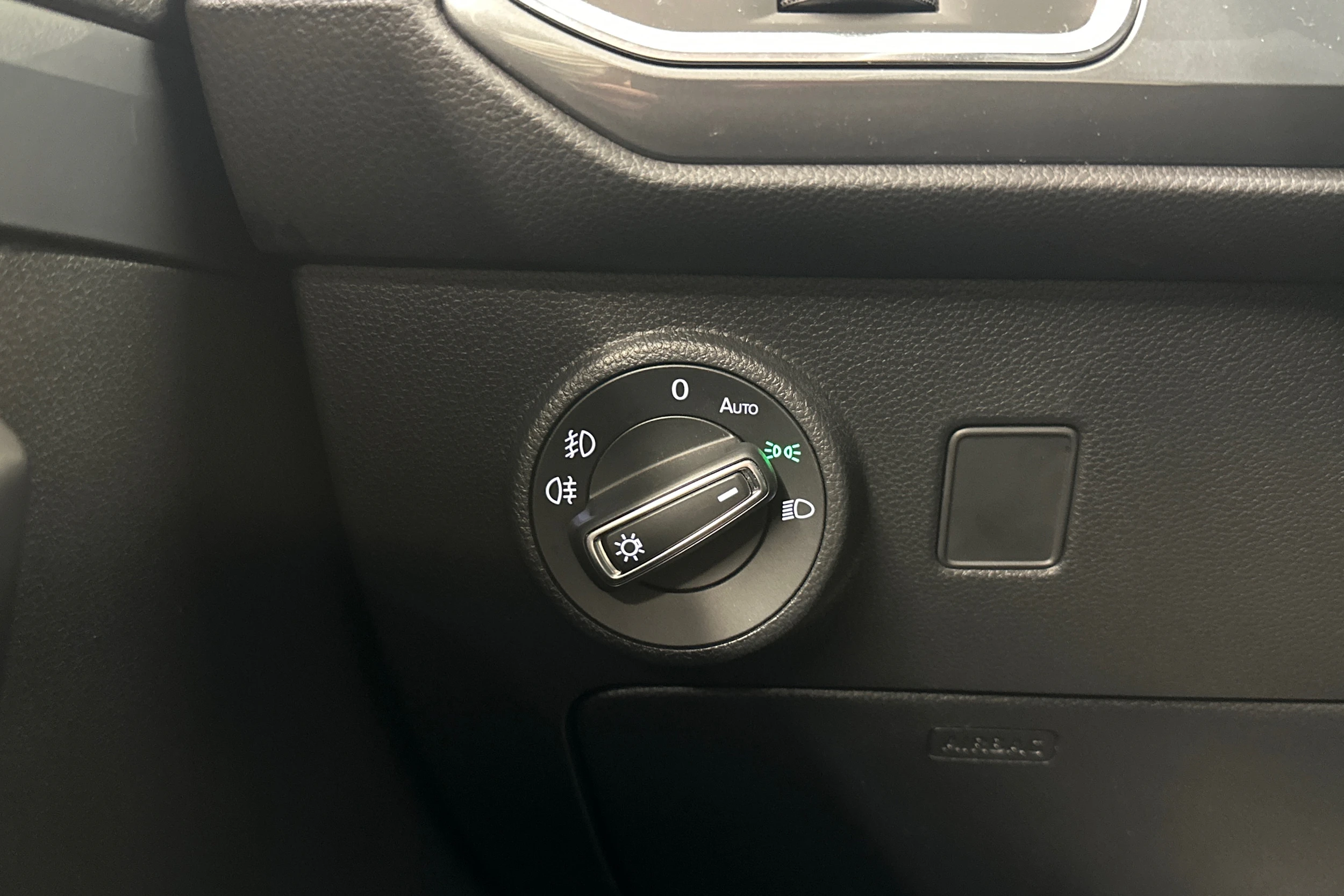 harmaa SEAT Ateca 2021 kuva 20.