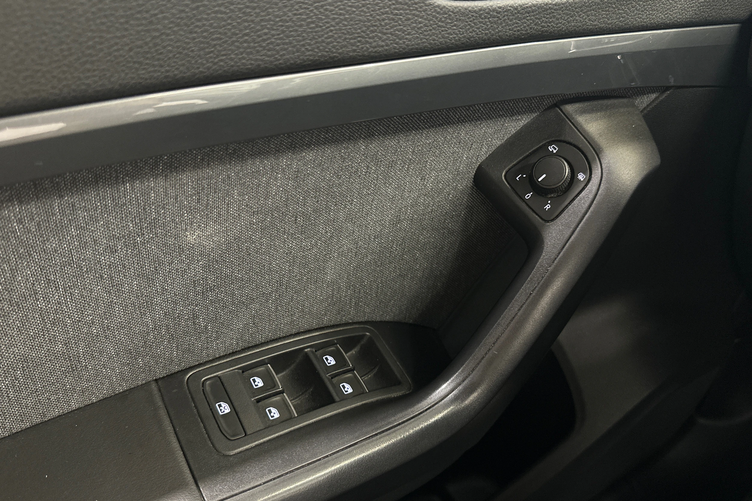 harmaa SEAT Ateca 2021 kuva 21.
