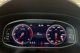 harmaa SEAT Ateca 2022 kuva 16.