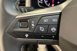 harmaa SEAT Ateca 2022 kuva 24.