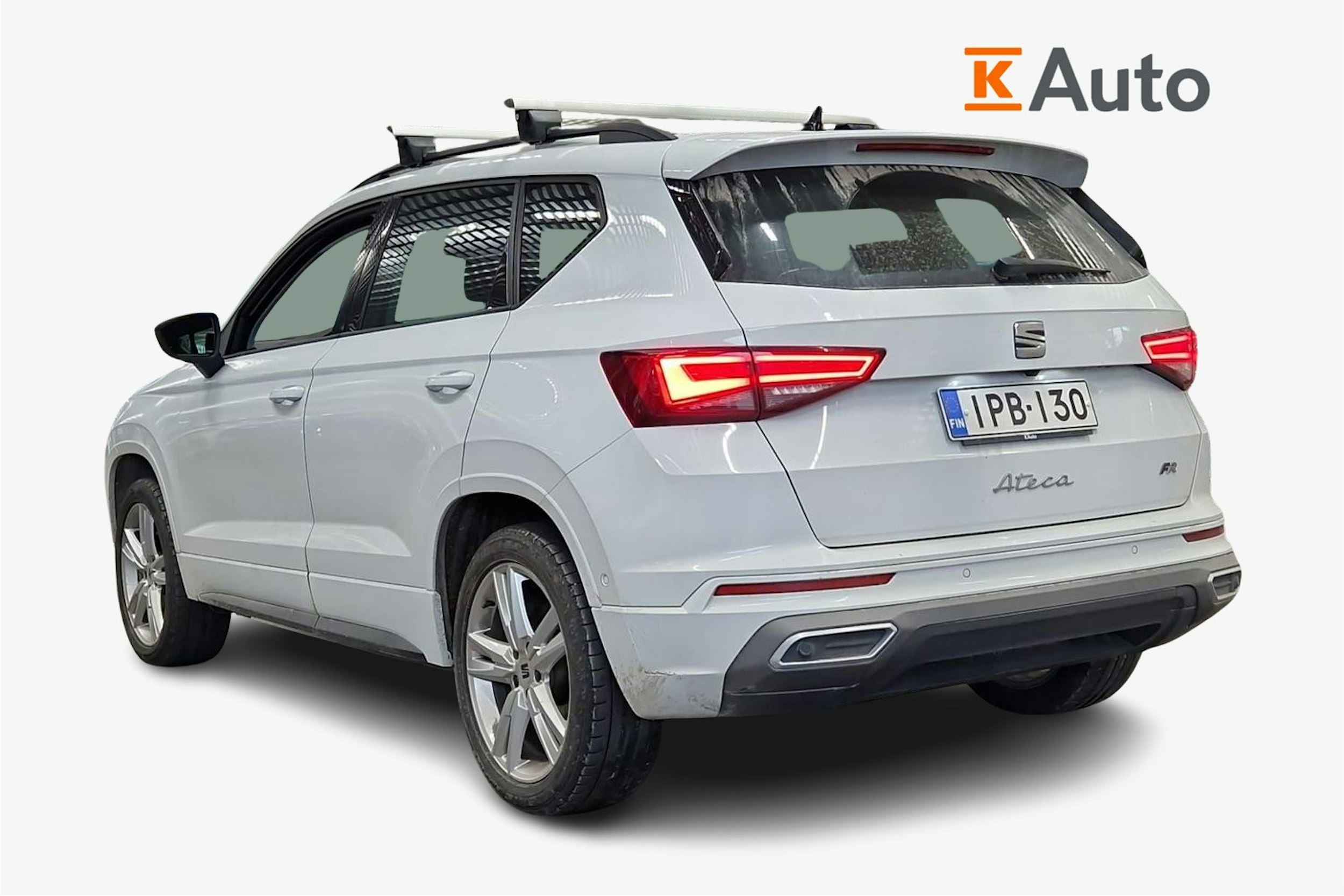 valkoinen SEAT Ateca 2022 kuva 2.
