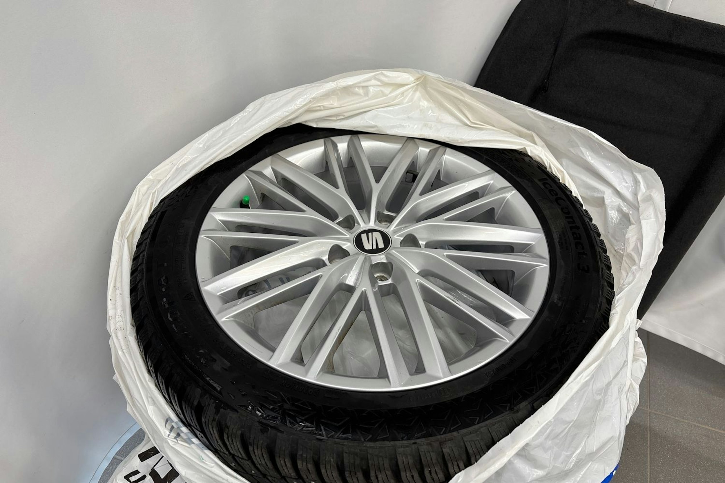 sininen SEAT Ateca 2022 kuva 13.