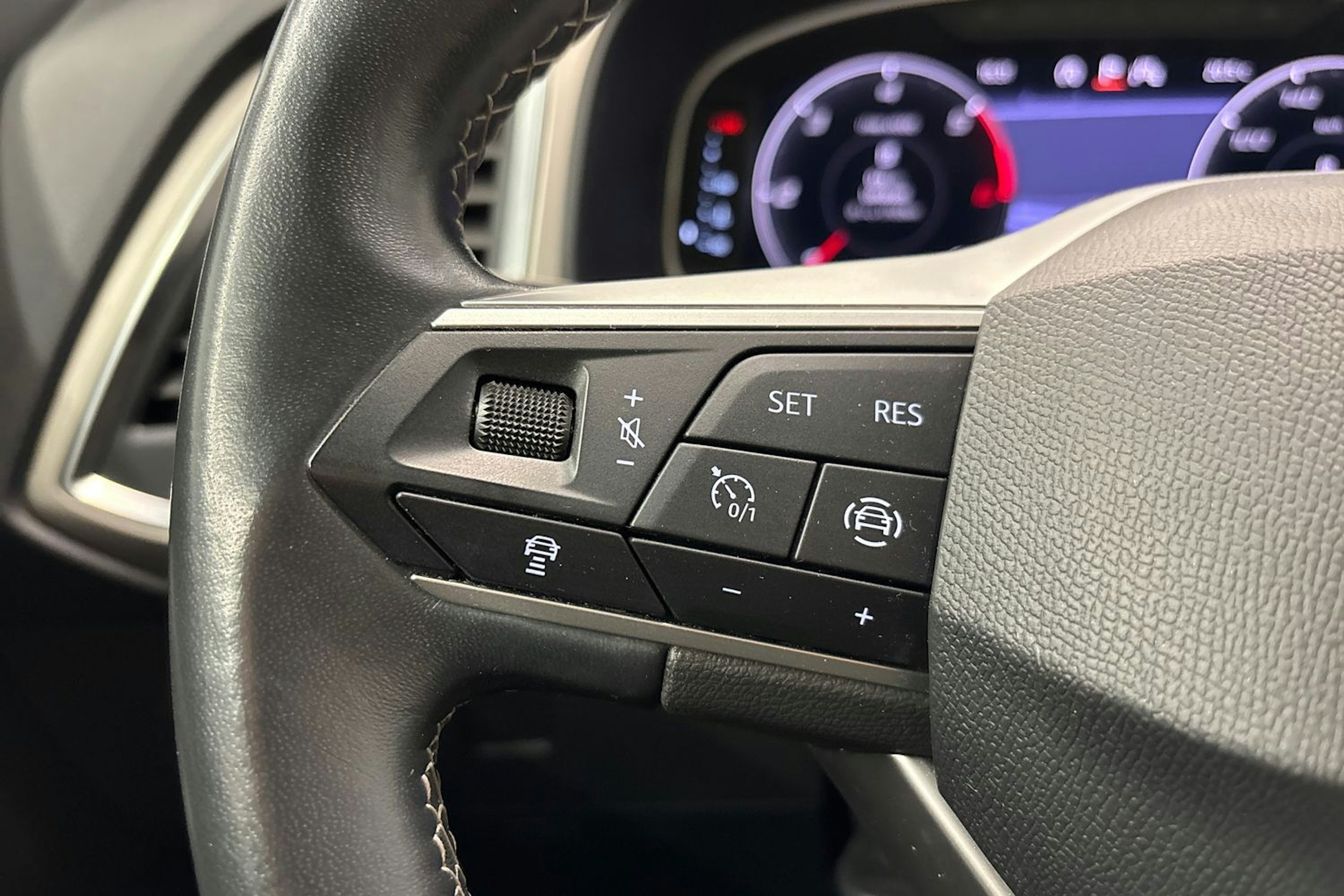 sininen SEAT Ateca 2022 kuva 18.