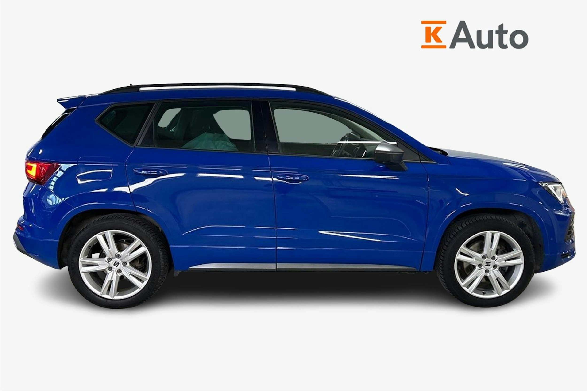 sininen SEAT Ateca 2022 kuva 6.