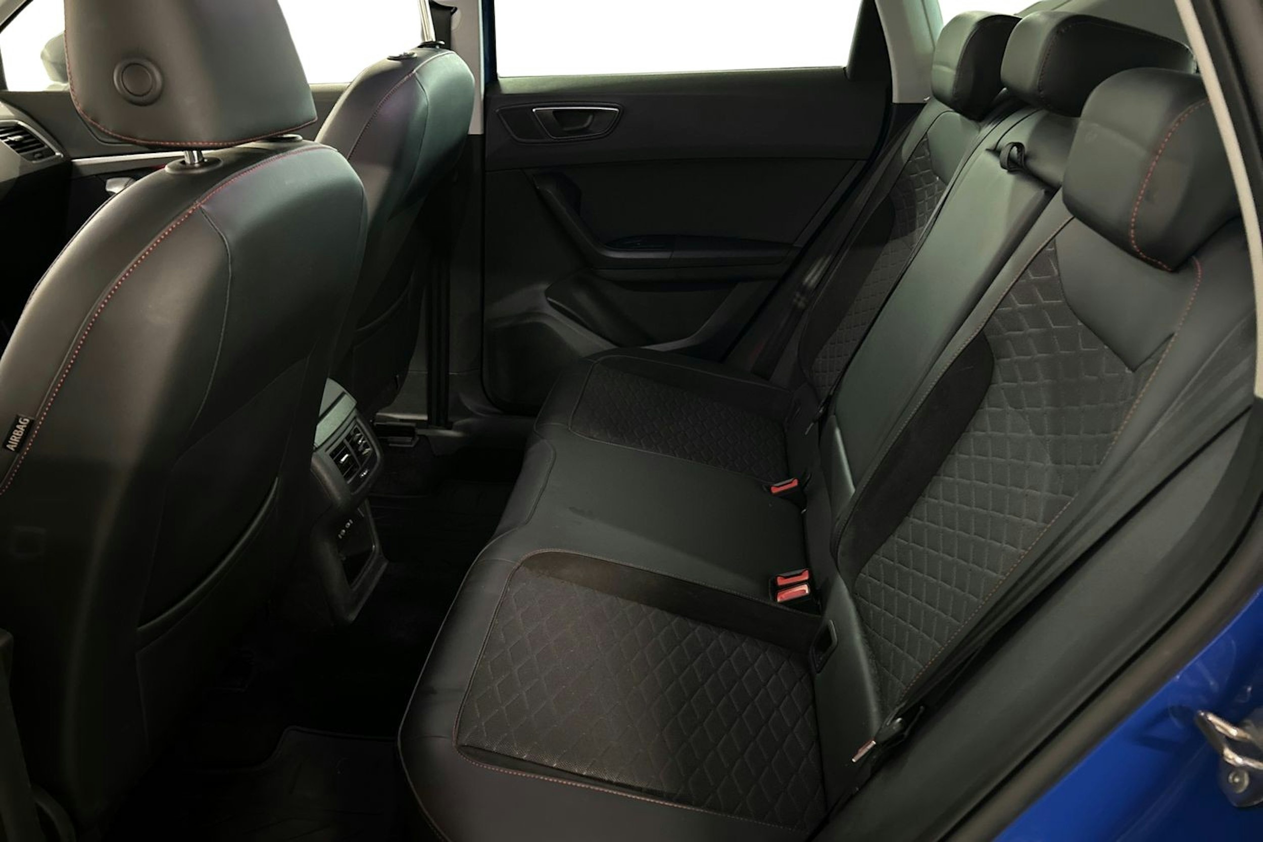 sininen SEAT Ateca 2022 kuva 10.