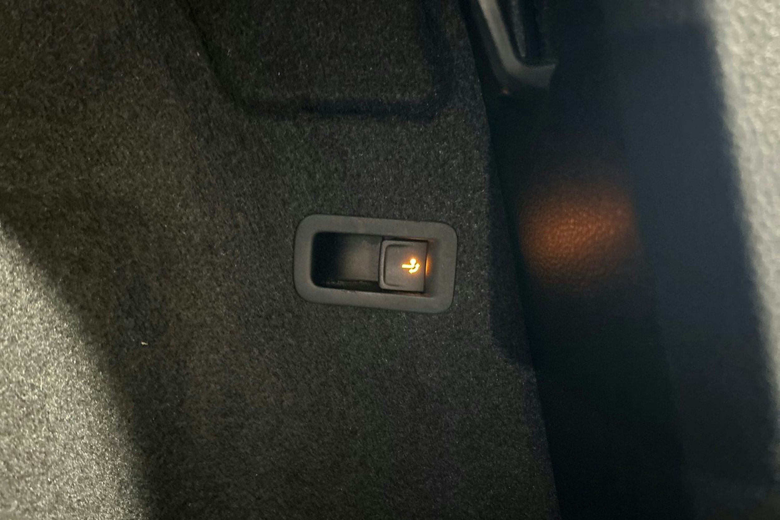 sininen SEAT Ateca 2022 kuva 16.