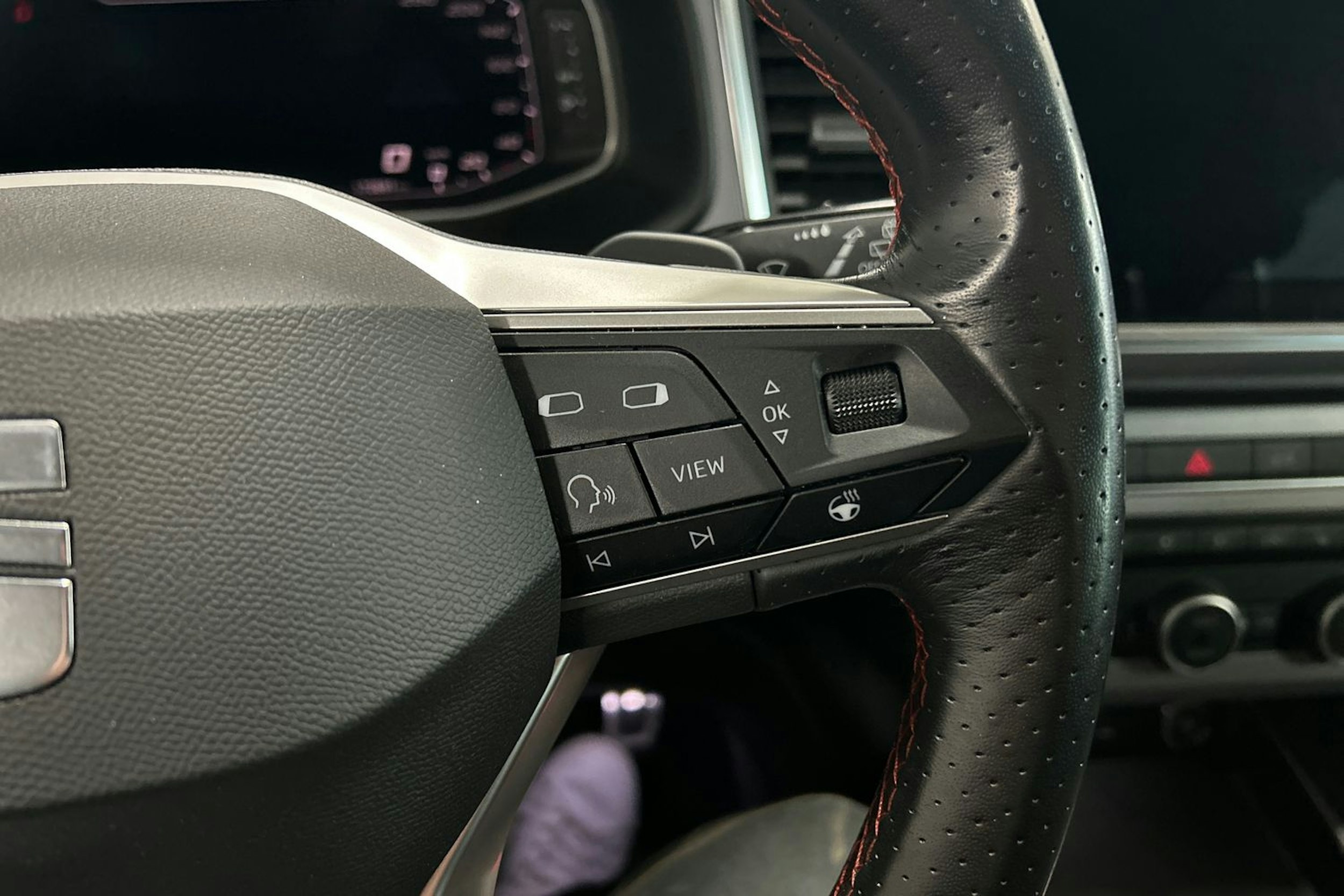 sininen SEAT Ateca 2022 kuva 19.
