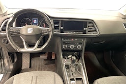 met. harmaa SEAT Ateca 2022 kuva 7.