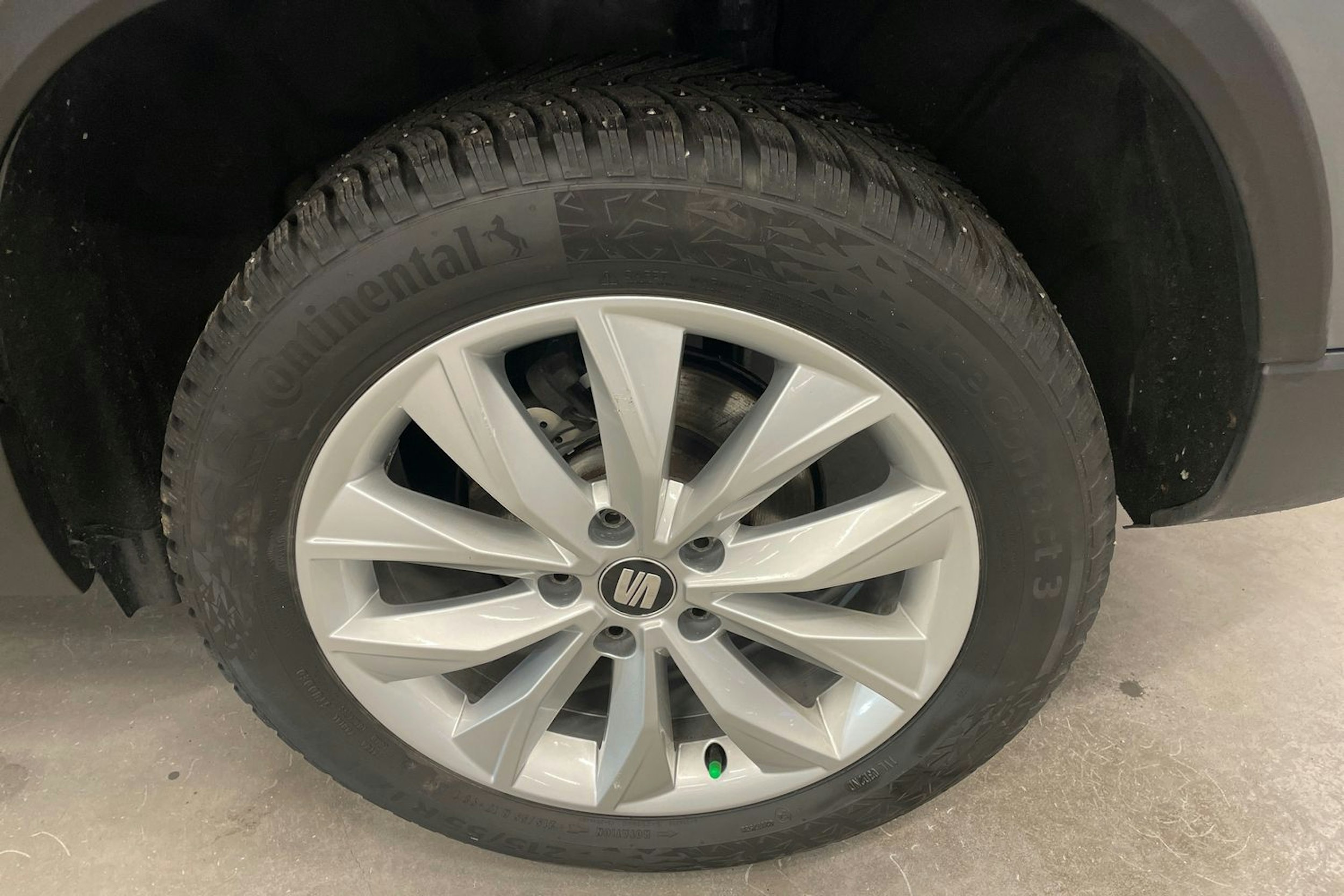 met. harmaa SEAT Ateca 2022 kuva 10.