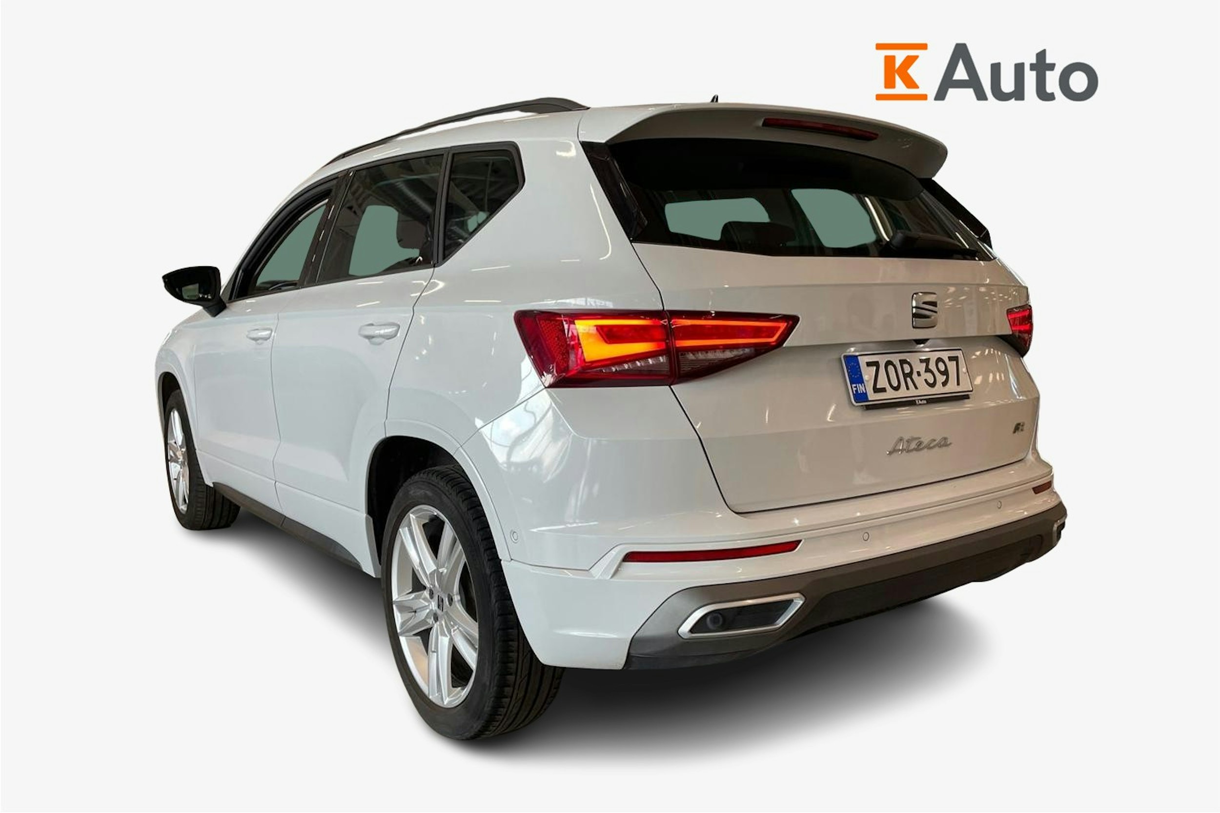 valkoinen SEAT Ateca 2022 kuva 2.