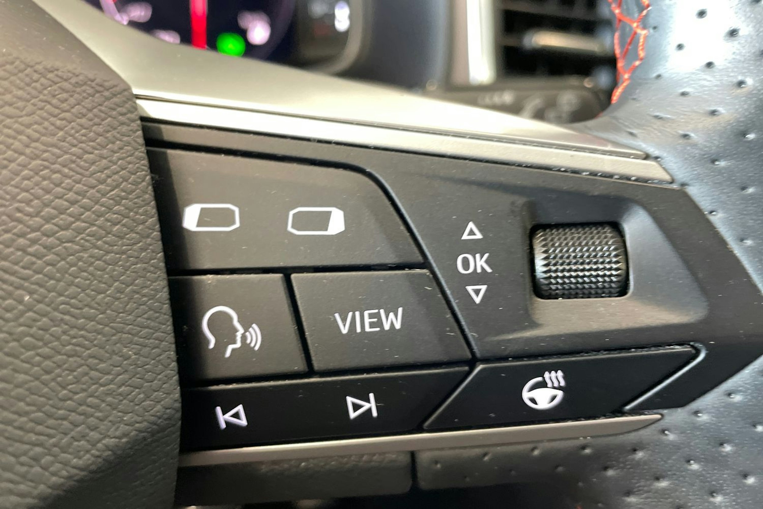 valkoinen SEAT Ateca 2022 kuva 16.
