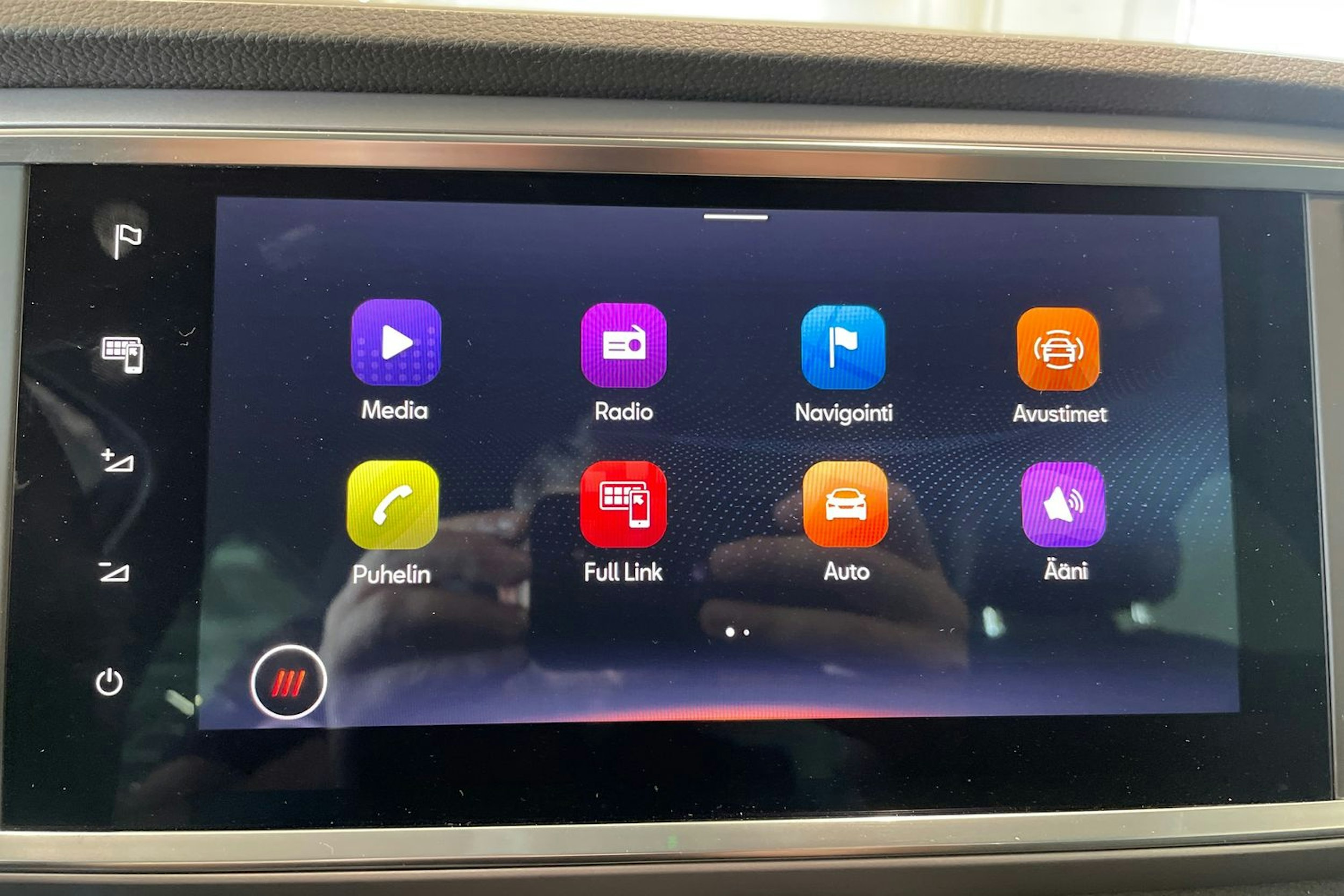 valkoinen SEAT Ateca 2022 kuva 21.