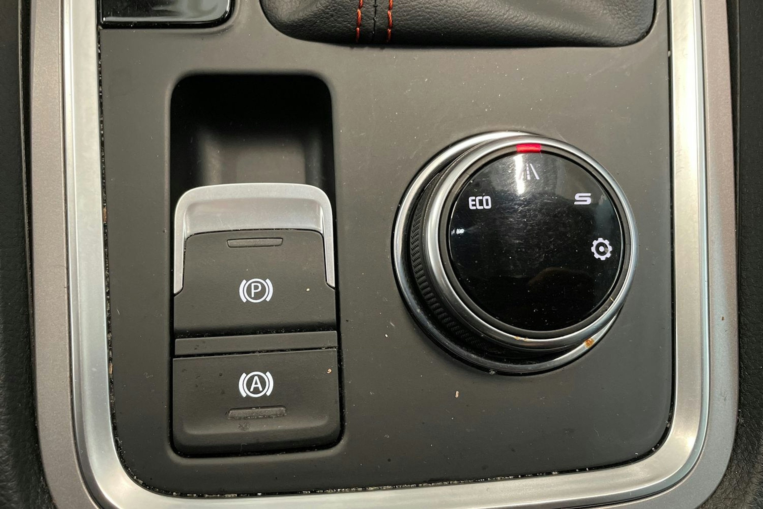 valkoinen SEAT Ateca 2022 kuva 32.
