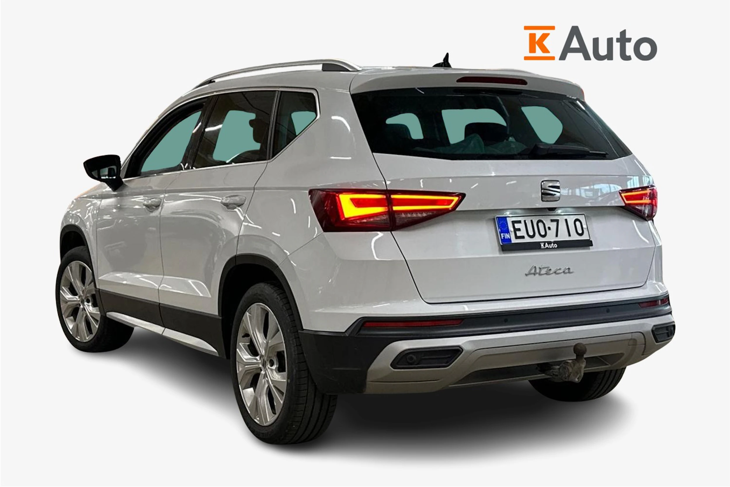 valkoinen SEAT Ateca 2023 kuva 2.