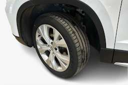 valkoinen SEAT Ateca 2023 kuva 12.