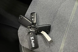 valkoinen SEAT Ateca 2023 kuva 23.