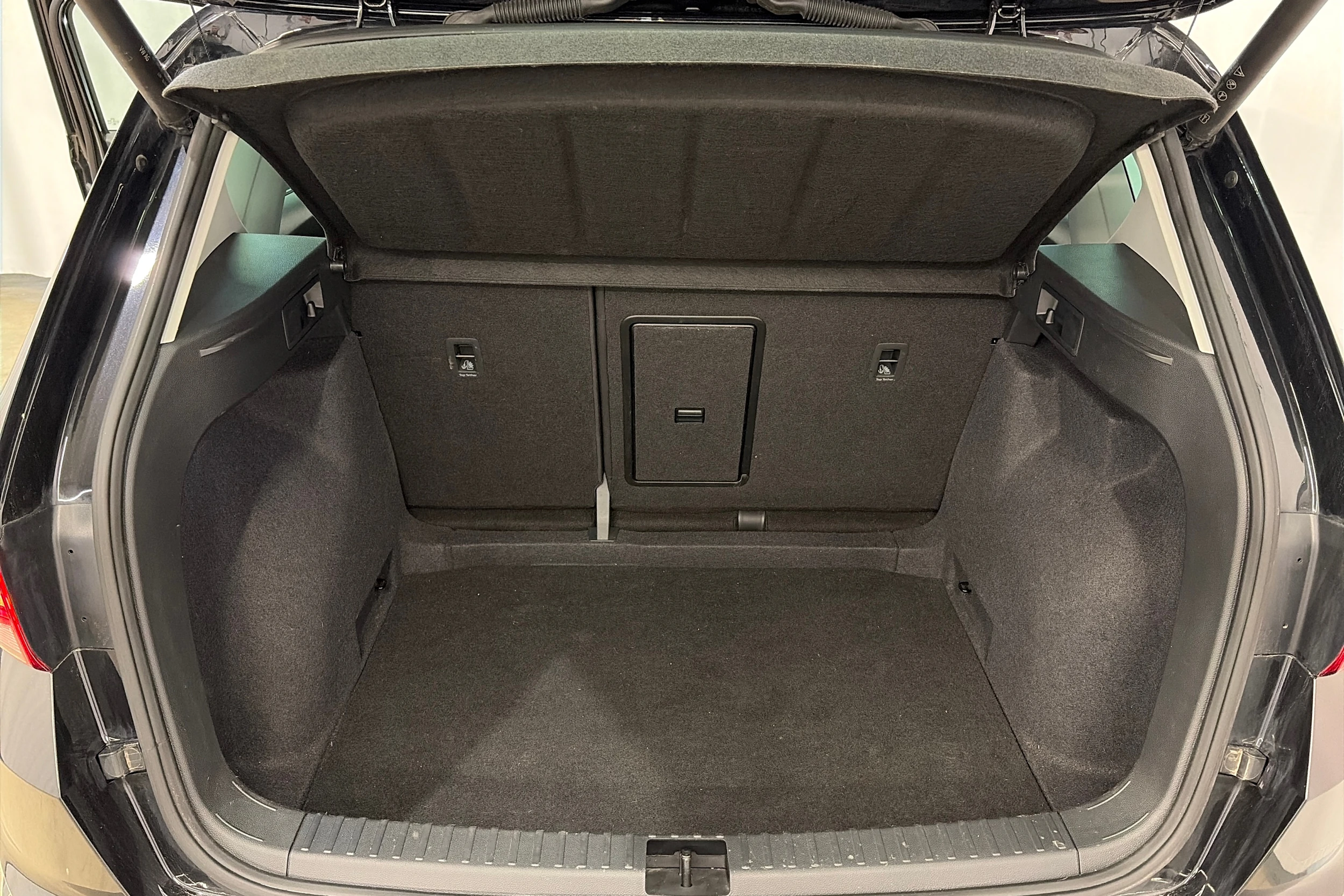musta SEAT Ateca 2023 kuva 27.