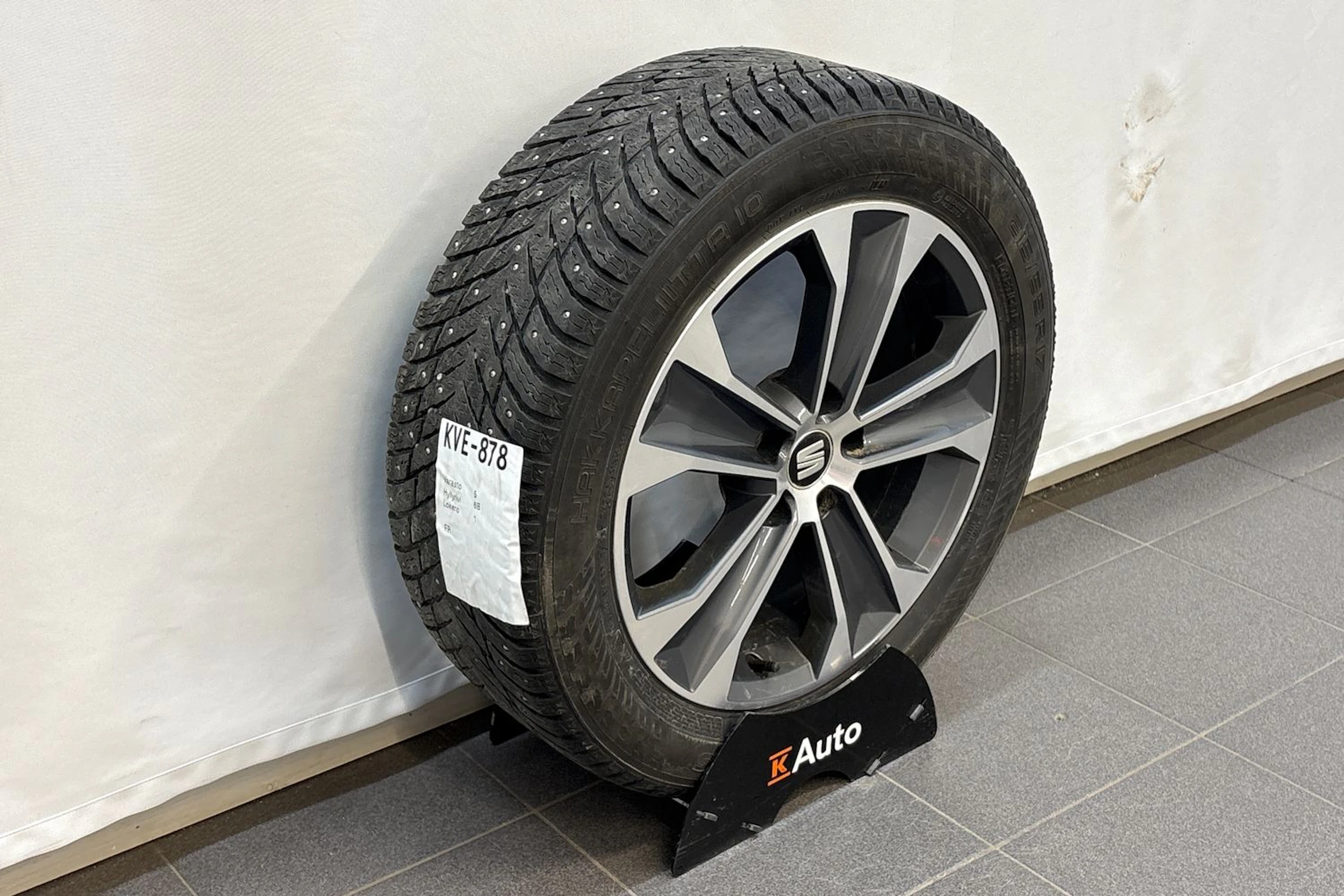 harmaa SEAT Ateca 2023 kuva 10.
