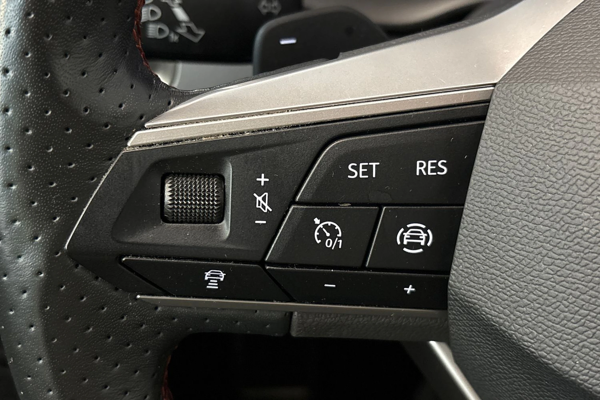 harmaa SEAT Ateca 2023 kuva 26.