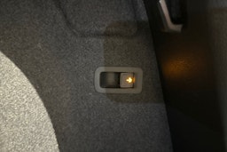 met. musta SEAT Ateca 2023 kuva 16.