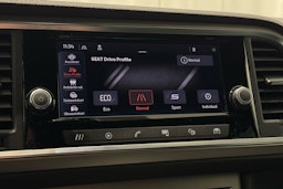 met. musta SEAT Ateca 2023 kuva 23.