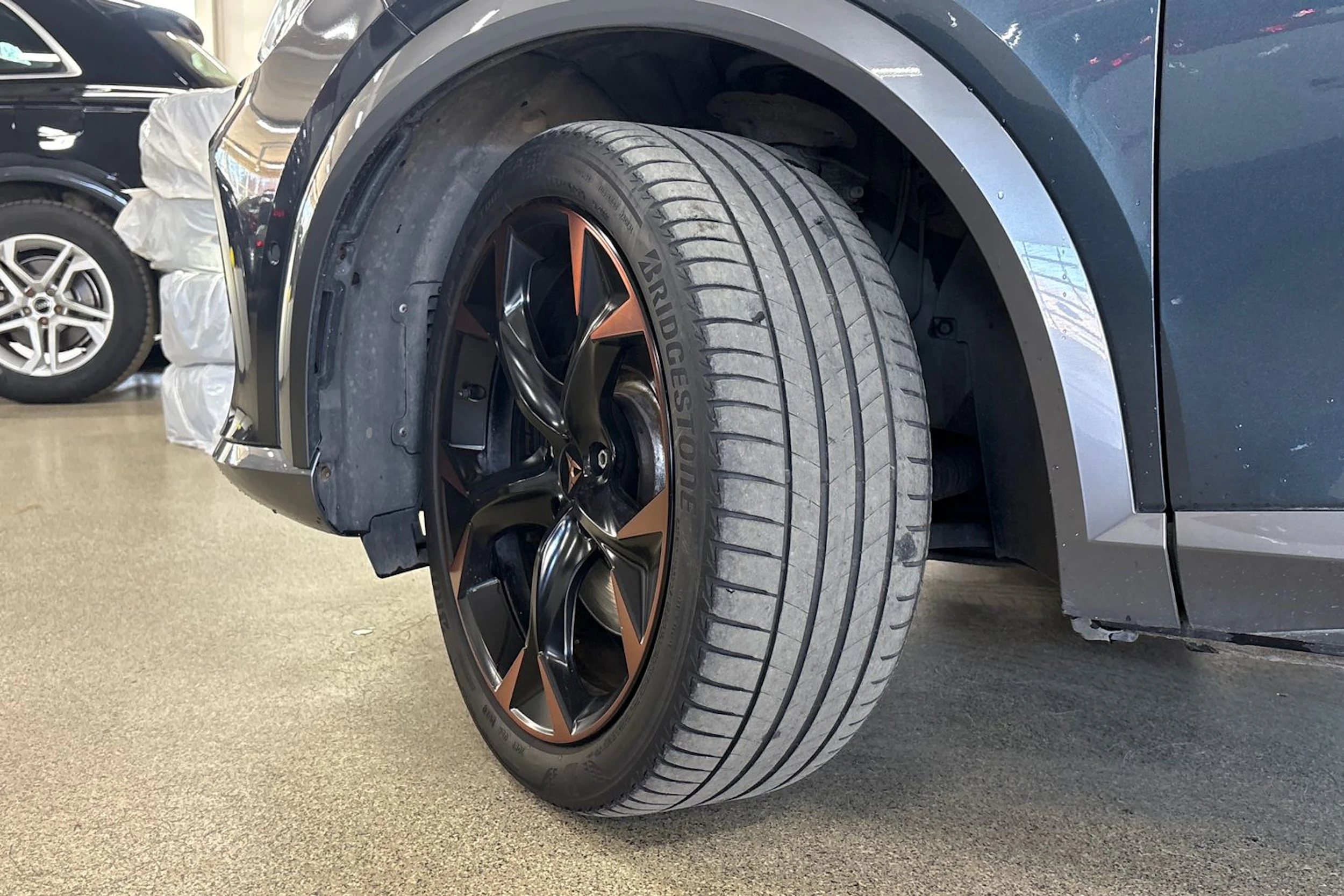 Harmaa SEAT Formentor 2021 kuva 13.