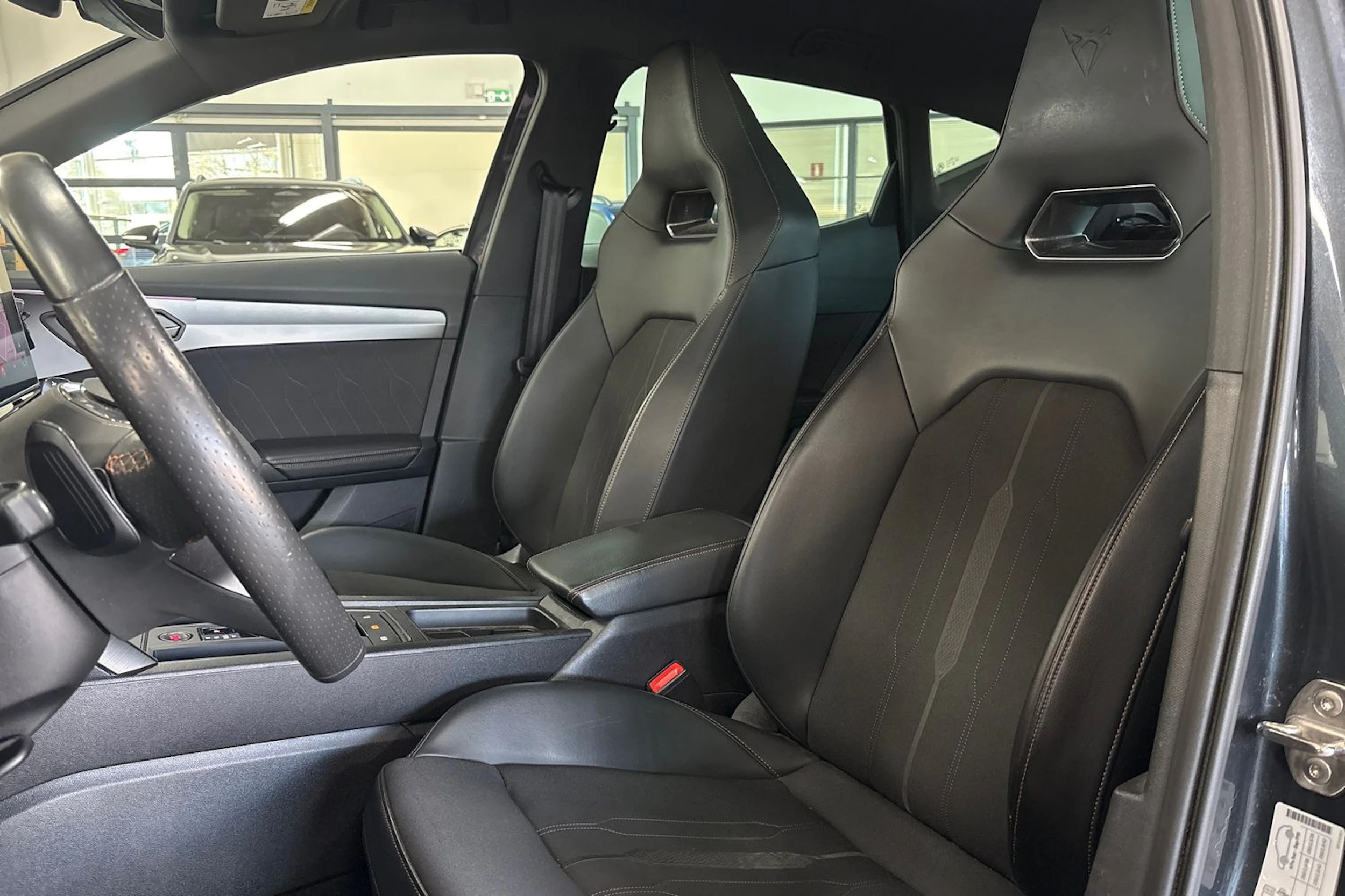 Harmaa SEAT Formentor 2021 kuva 23.