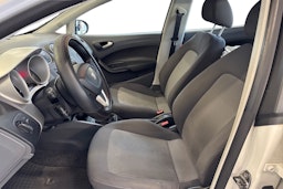 valkoinen SEAT Ibiza 2011 kuva 10.