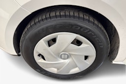 valkoinen SEAT Ibiza 2011 kuva 11.