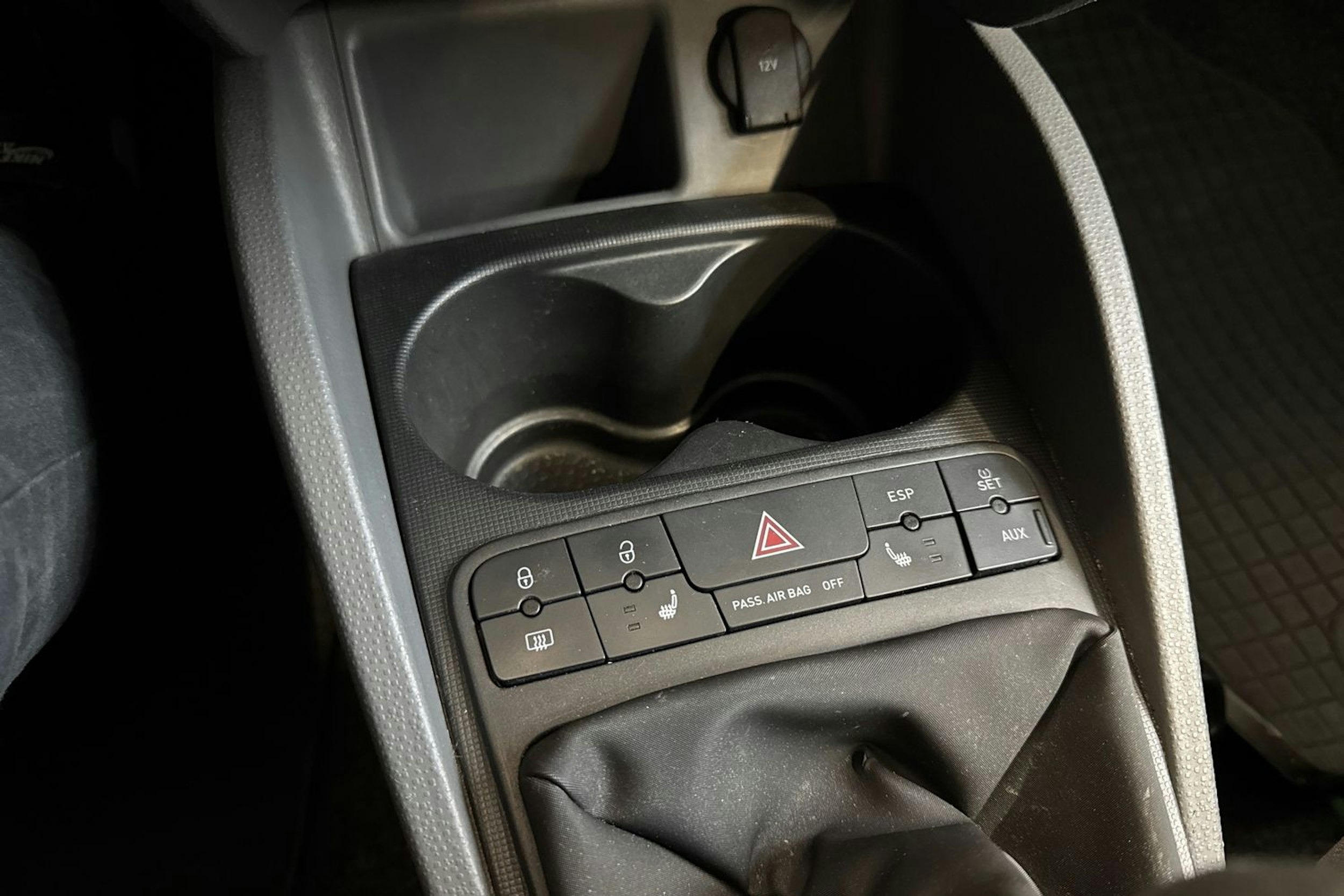 valkoinen SEAT Ibiza 2011 kuva 17.