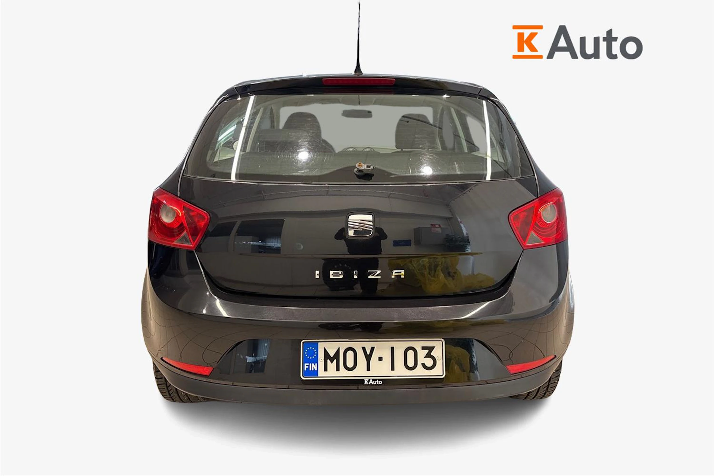 Musta SEAT IBIZA 2011 kuva 3.