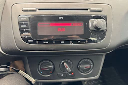 Musta SEAT IBIZA 2011 kuva 22.