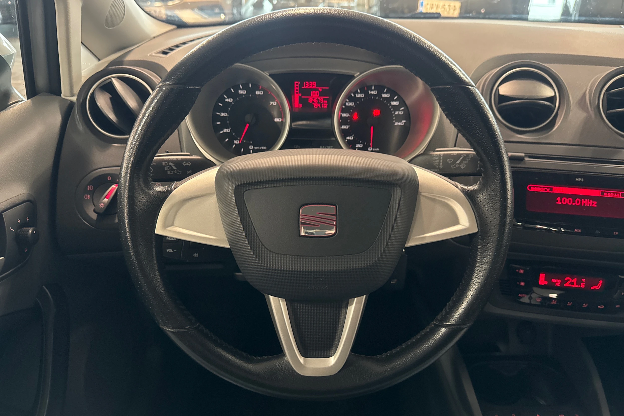 met. hopea SEAT Ibiza 2012 kuva 11.