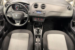 Valkoinen SEAT Ibiza 2014 kuva 7.