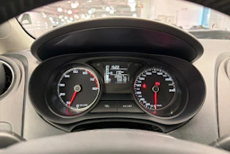 Valkoinen SEAT Ibiza 2014 kuva 15.