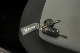 Valkoinen SEAT Ibiza 2014 kuva 20.