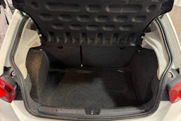 Valkoinen SEAT Ibiza 2014 kuva 21.
