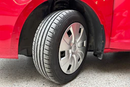 punainen SEAT Ibiza 2015 kuva 10.