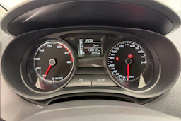 punainen SEAT Ibiza 2015 kuva 13.