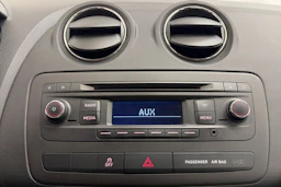 punainen SEAT Ibiza 2015 kuva 15.