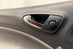 punainen SEAT Ibiza 2015 kuva 19.